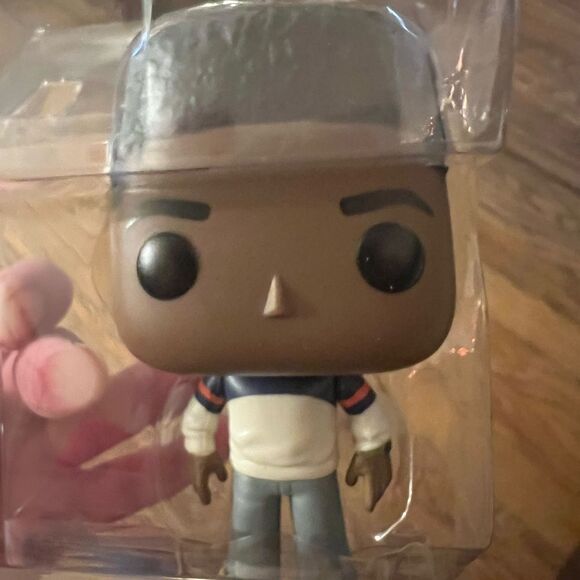 Funko Pop Stranger Thingsngs Vinyl Figure LUCAS SINCLAIR - Picture 8 of 10